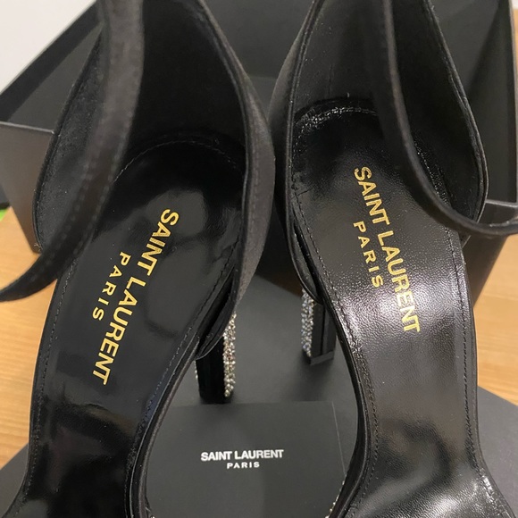 BEAUTIFUL, BLACK CRYSTALLIZED SAINT LAURENT HEELS!!!!! - Picture 5 of 10